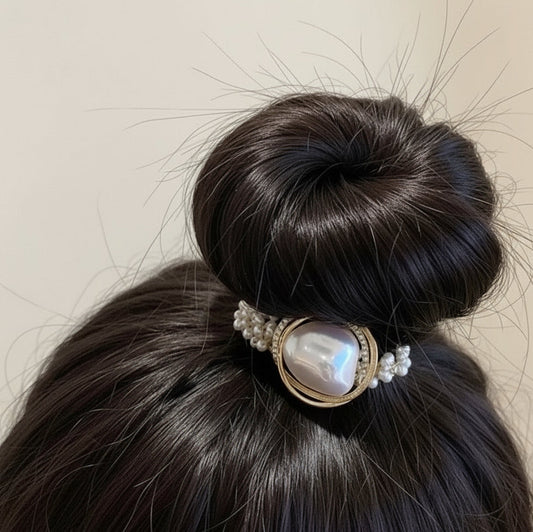 Baroque Pearl Hair Tie