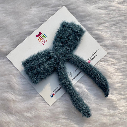 Gray Knitted Tail Bow Hair Clip
