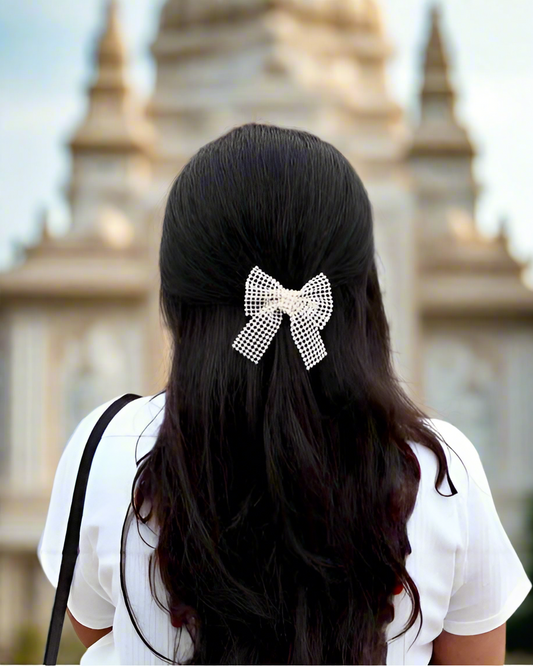White Pearl Grid Bow Hair Clip