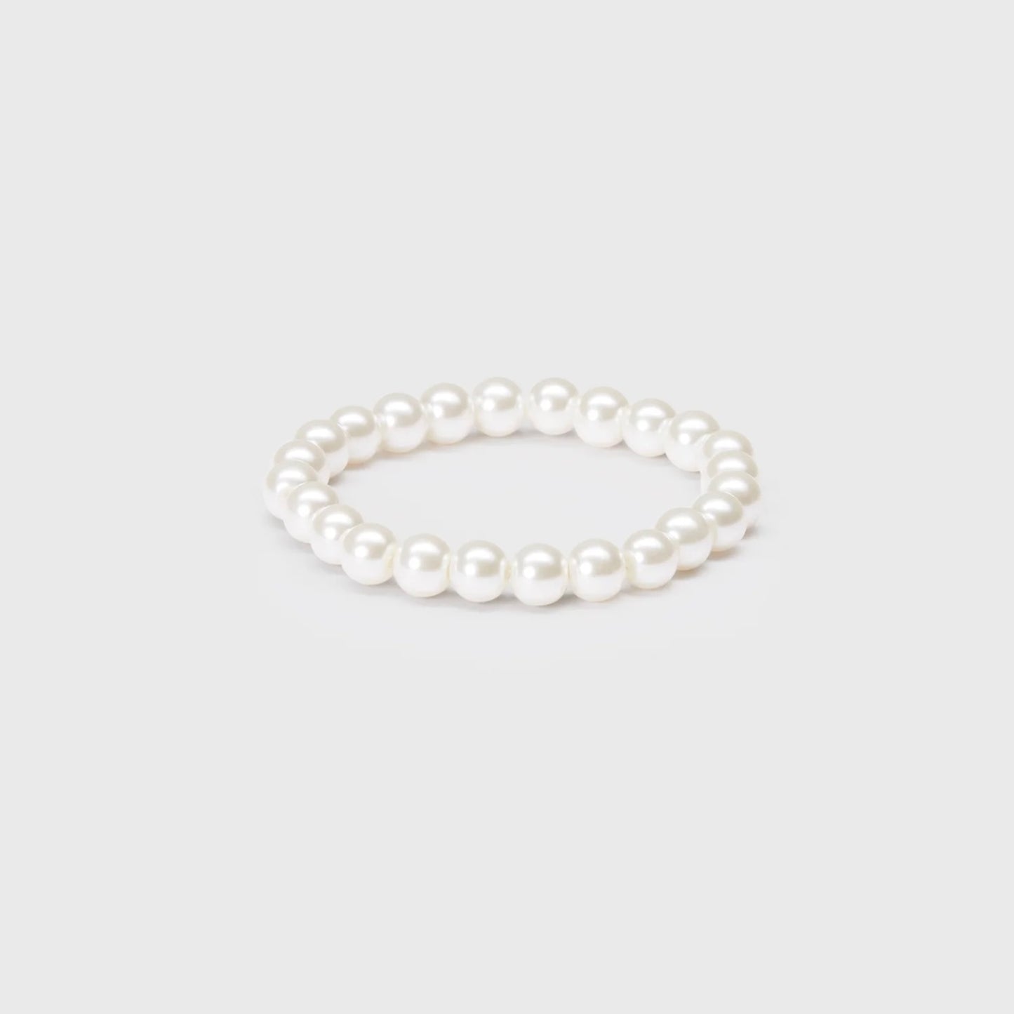 Elegant White Pearls Bracelet