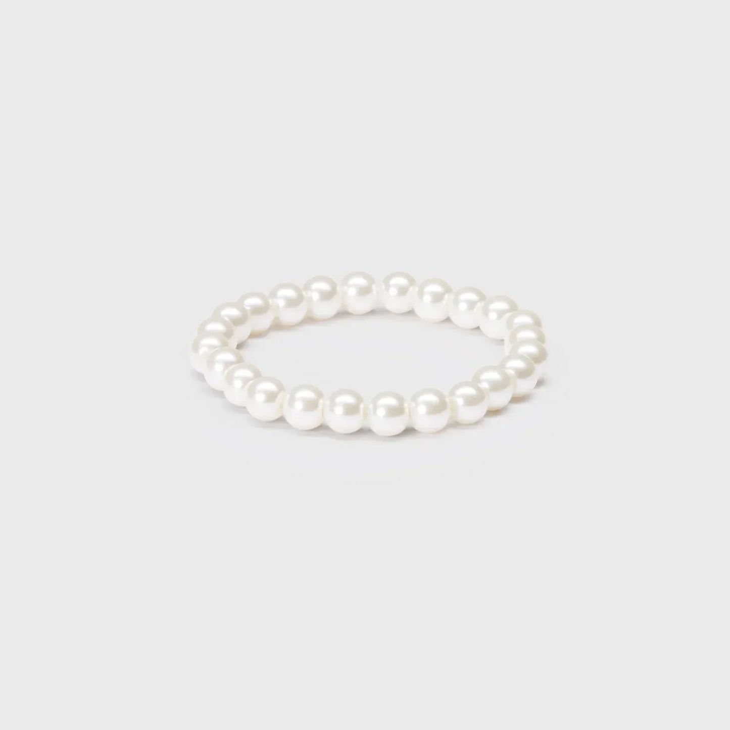 Elegant White Pearls Bracelet