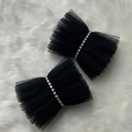 Ruffled Charm Tulle Black Cuff Gloves