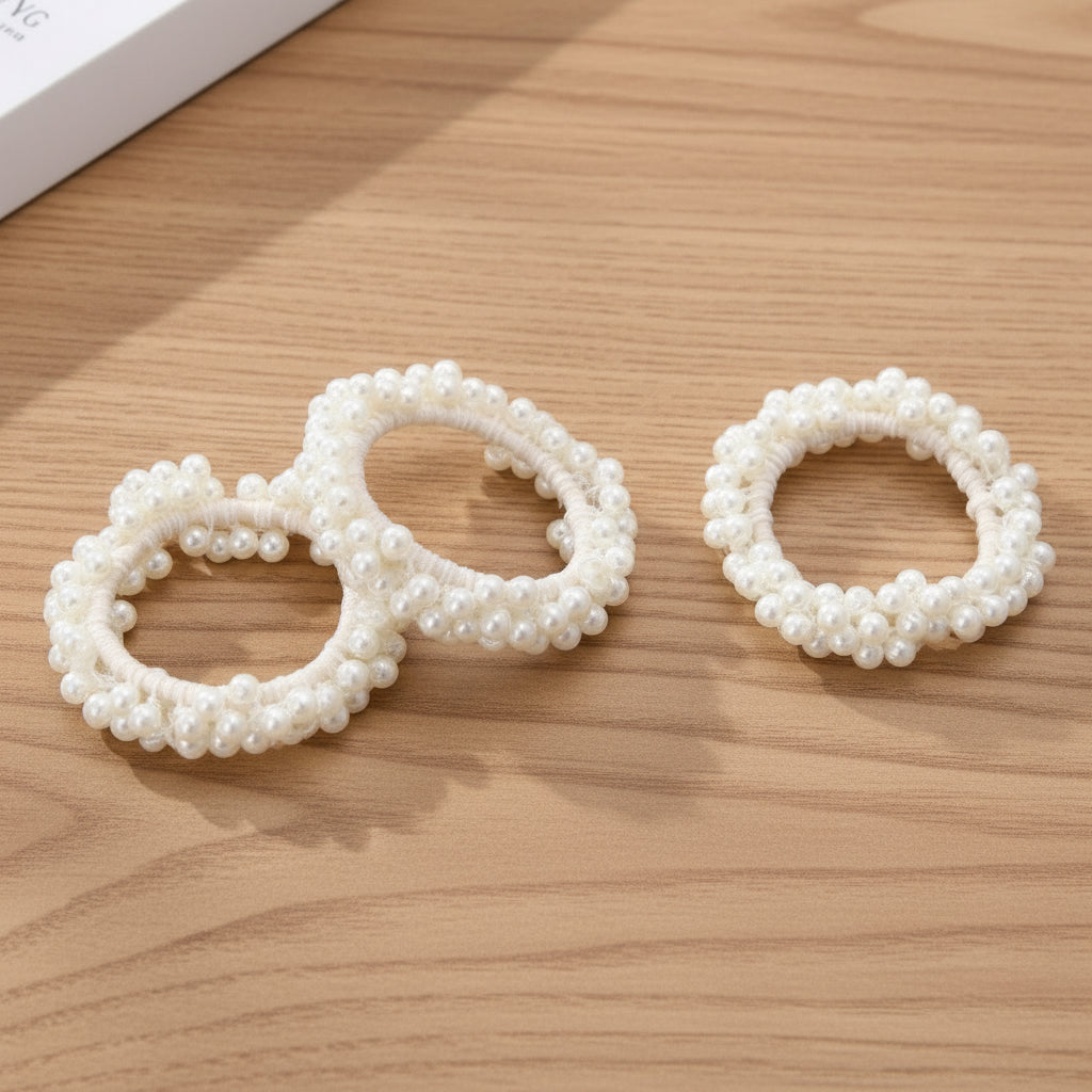 Cluster Pearl Hair Tie