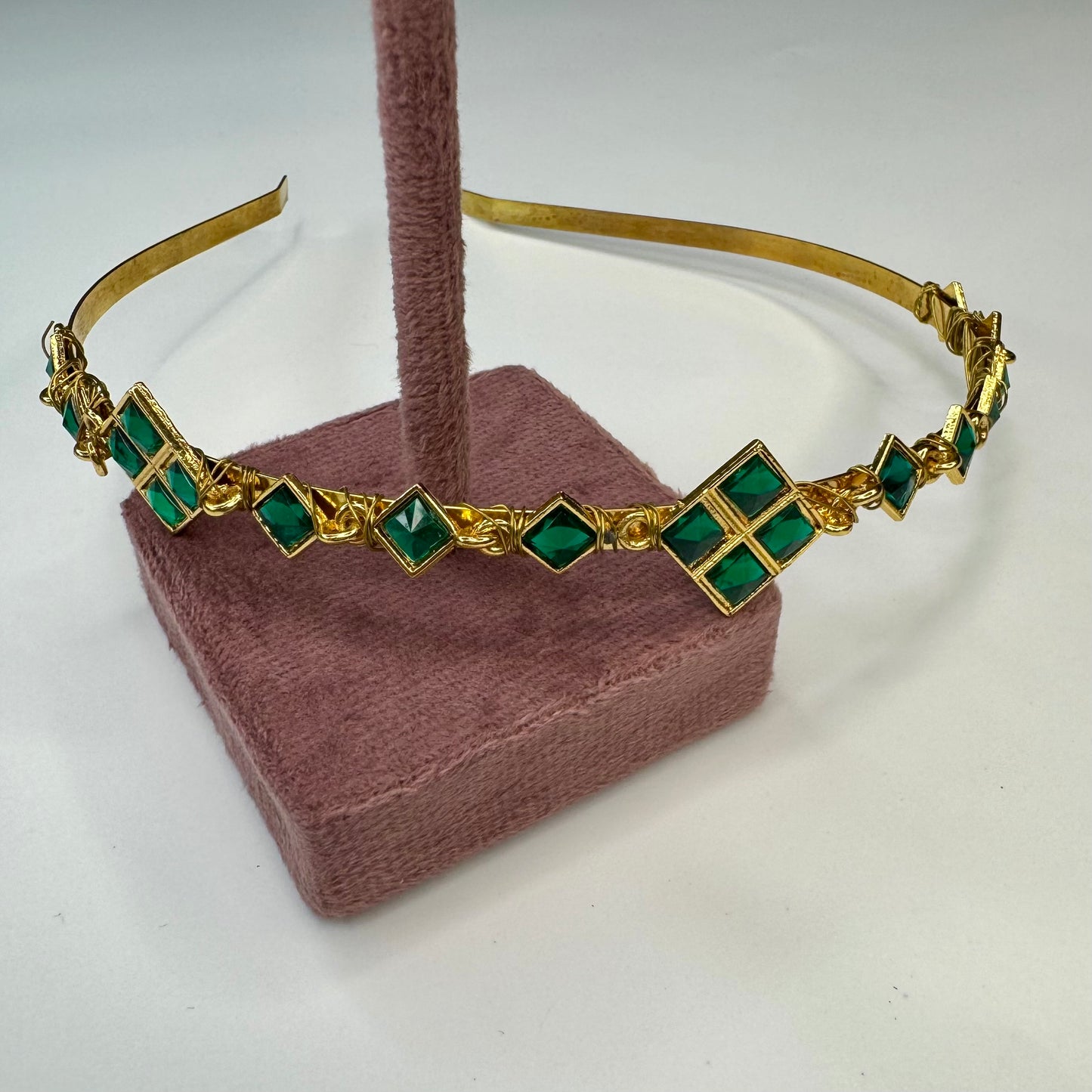 Emerald Green Kundan Hairband – Bridal & Wedding Hair Accessory