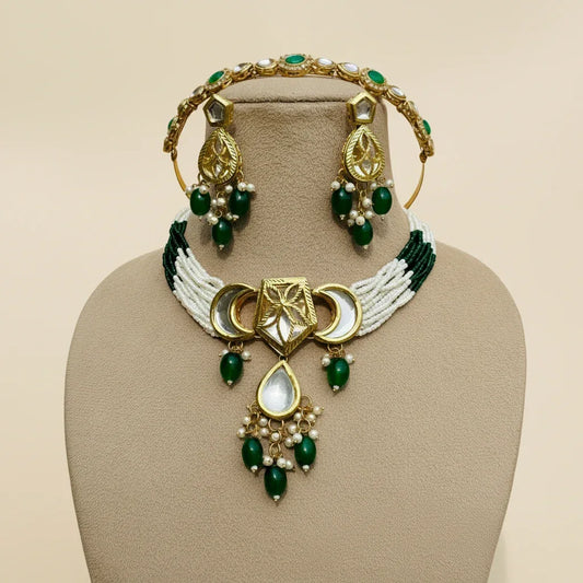 Noor-e-Nazaakat Kundan Beaded Set