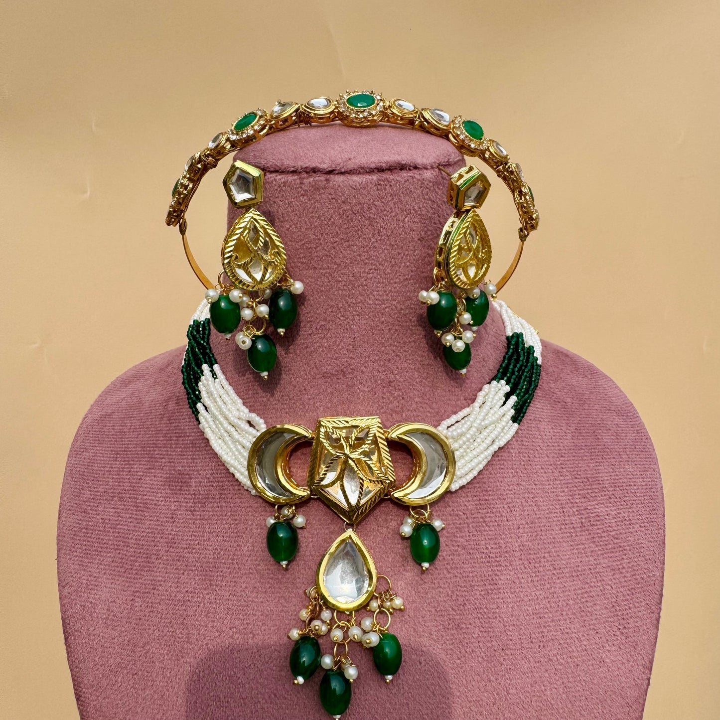 Noor-e-Nazaakat Kundan Beaded Set (Necklace, Earrings & Headband)