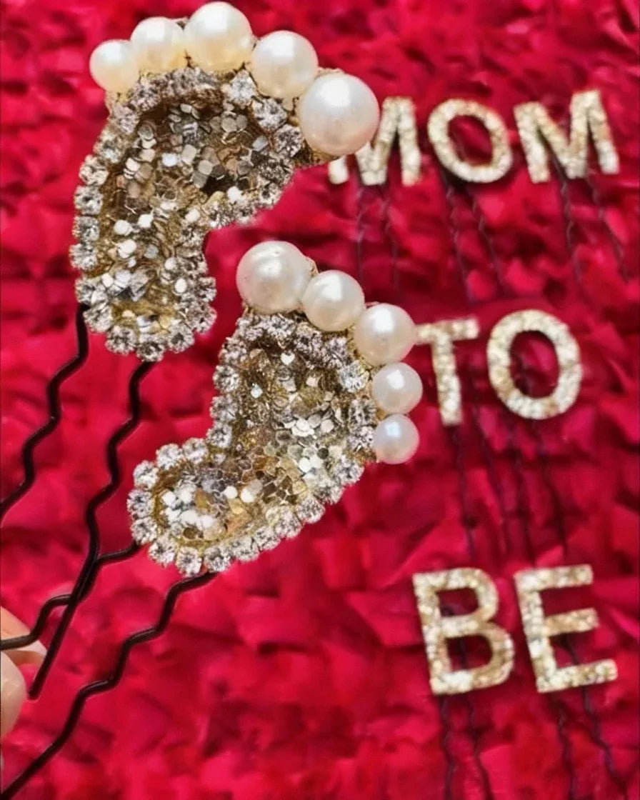 Mom-To-Be Hair Pin Set with Baby Feet