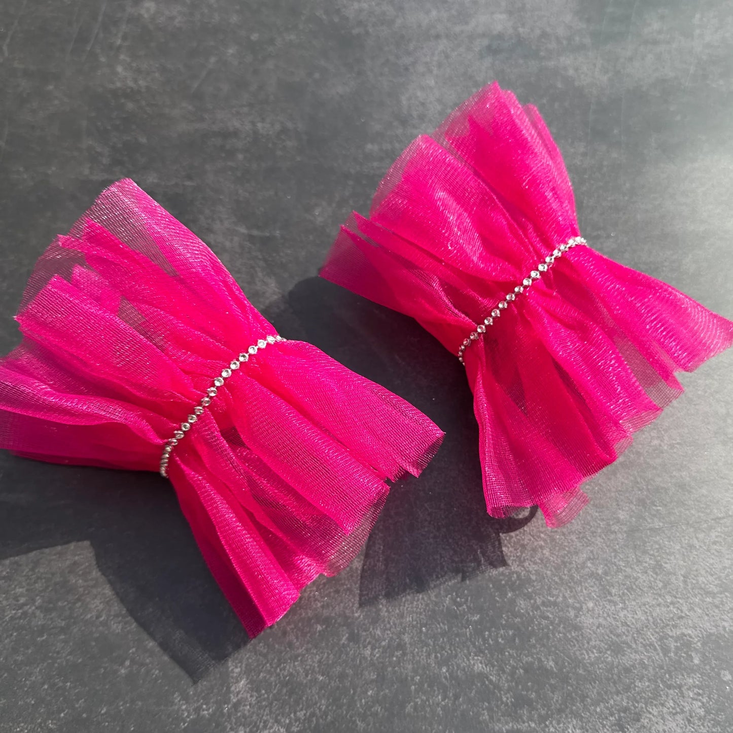 Ruffled Charm Tulle Pink Cuff Gloves