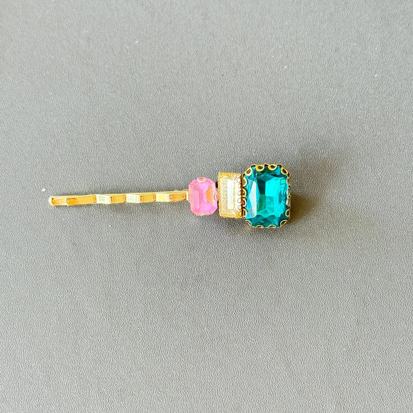 Triple Gem Bobby Hair Pin – Teal & Pink