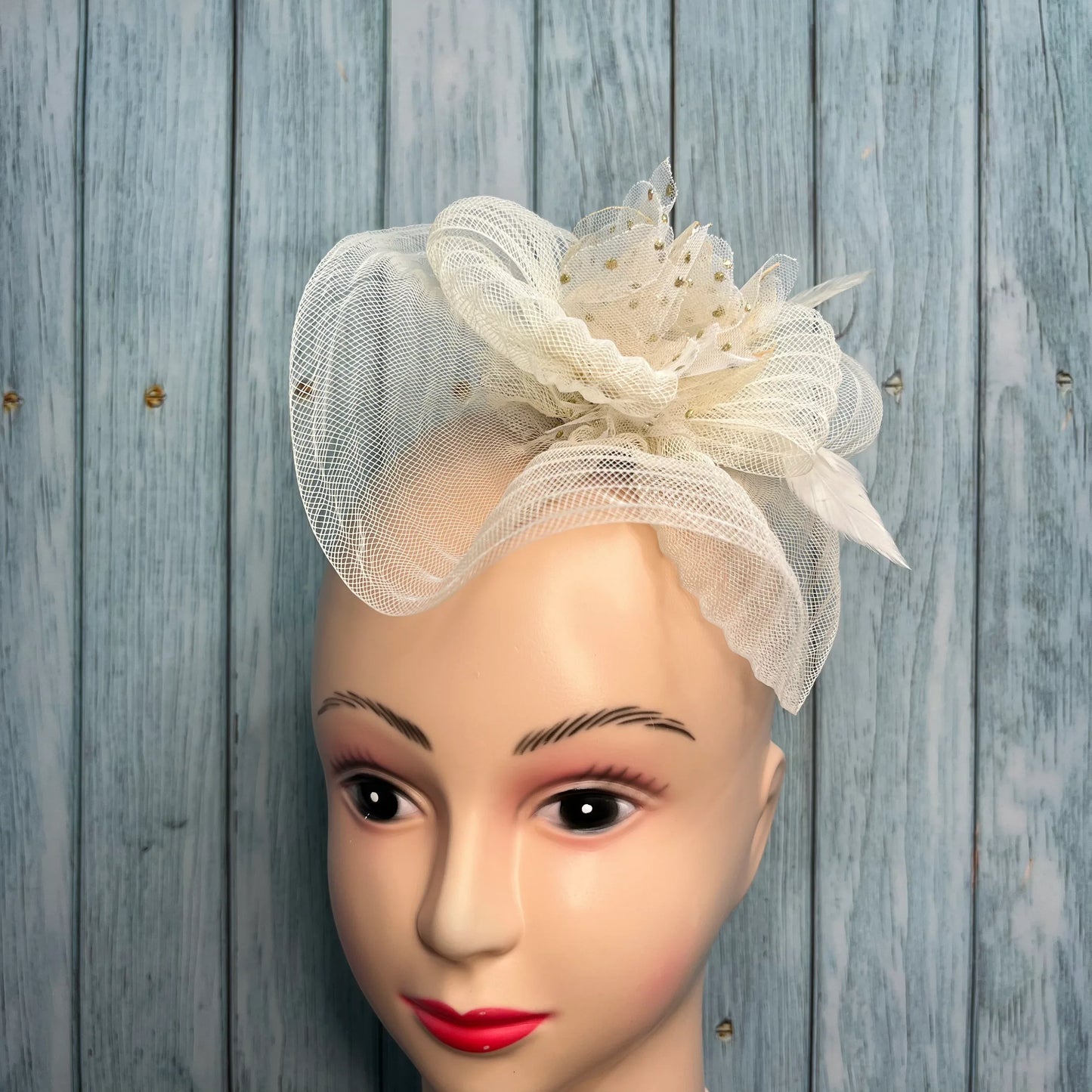 Chic Ivory Twisted Veil Fascinator | Women Victorian Hat