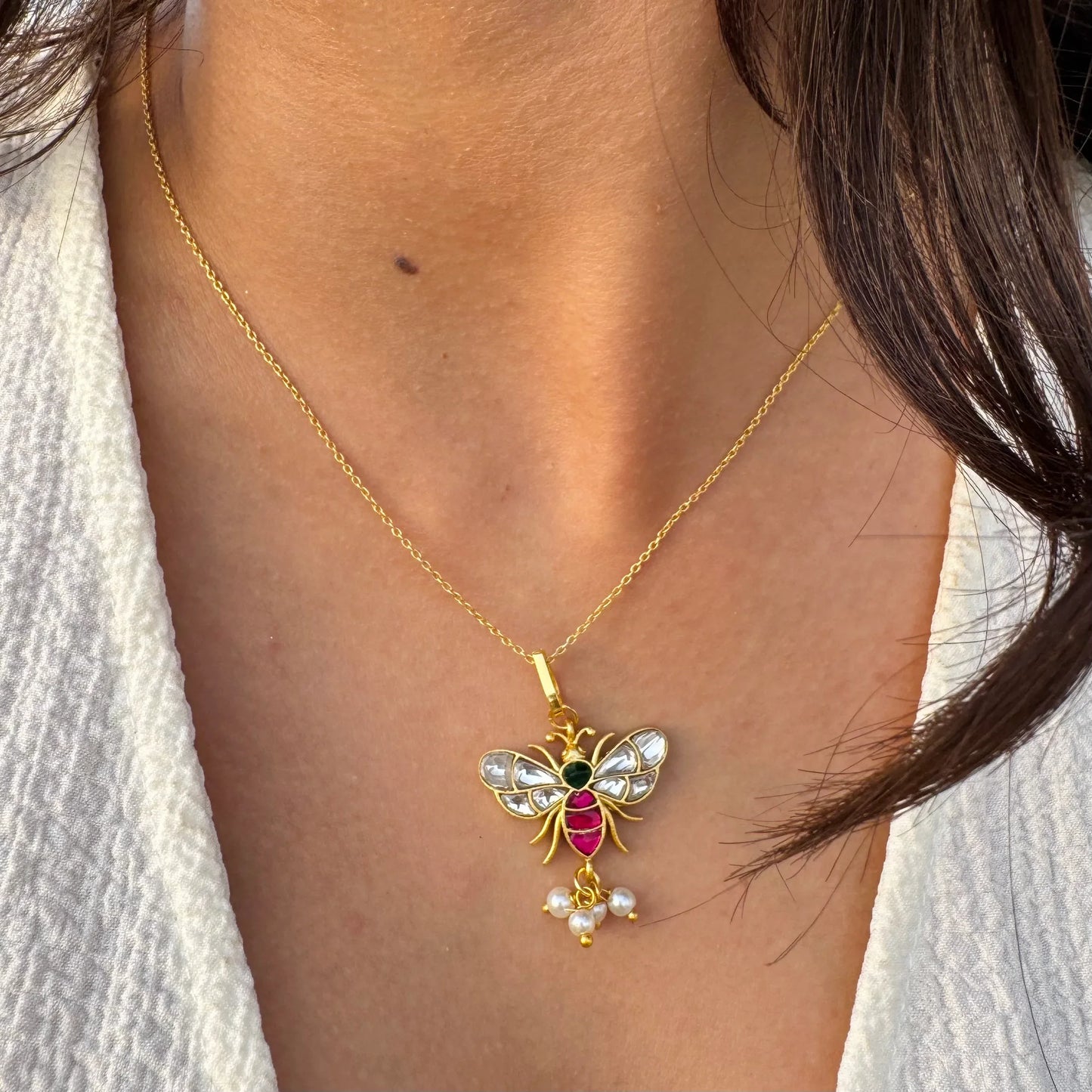 Bee Pendant Necklace – Enamel & Kundan Inlay with Pearl Drops
