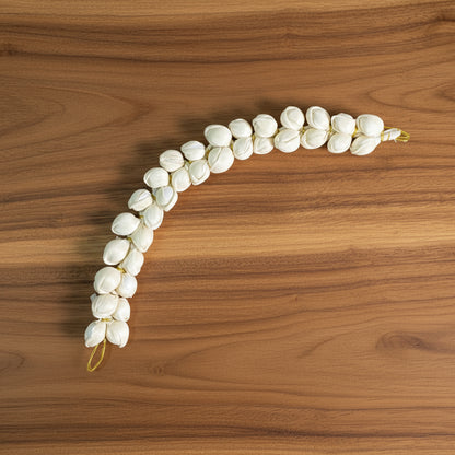 Classic White Reusable Gajra