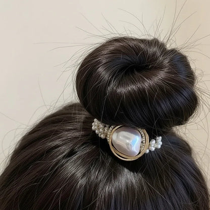 Baroque Pearl Hair Tie