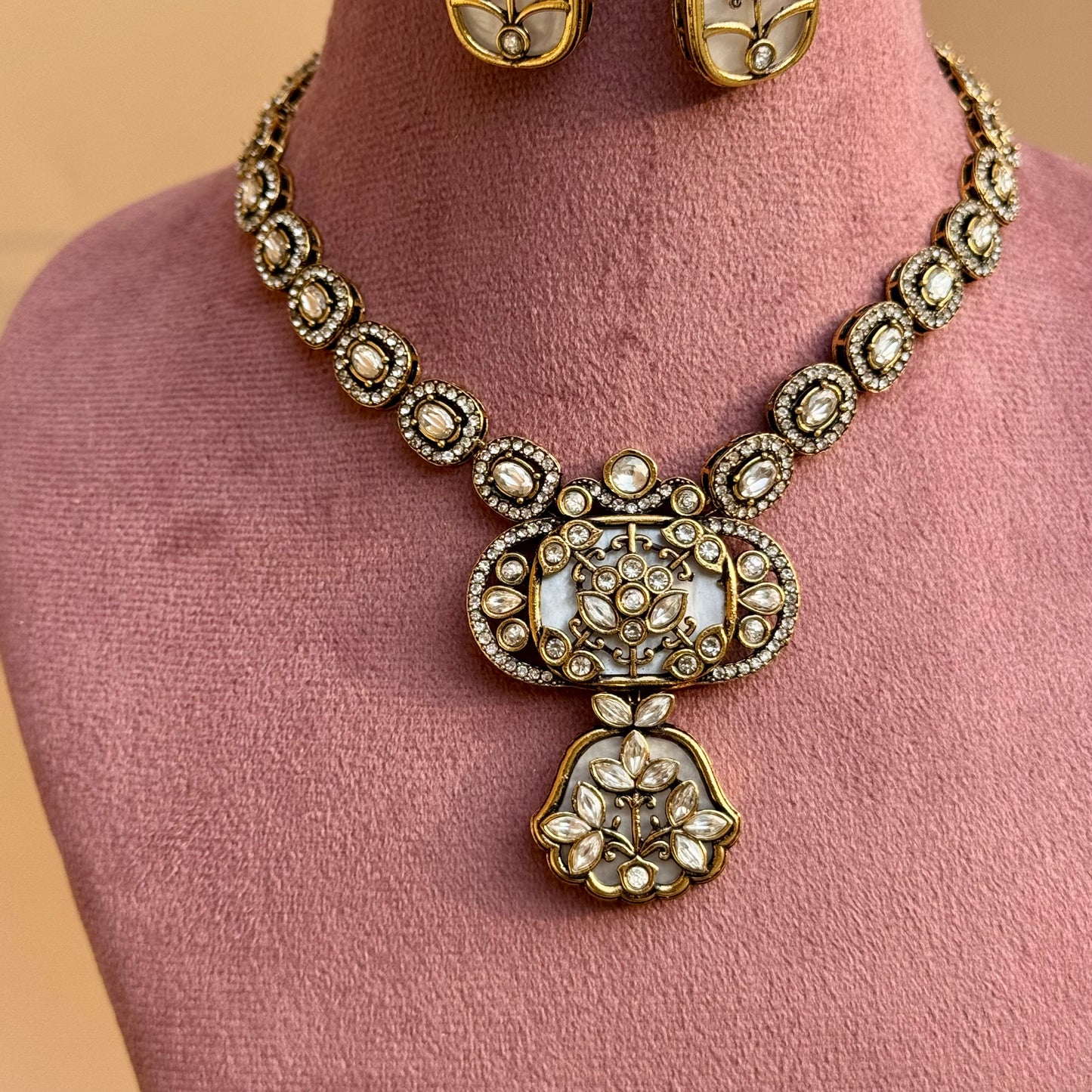 Antique Moissanite Necklace Set with Floral Detailing
