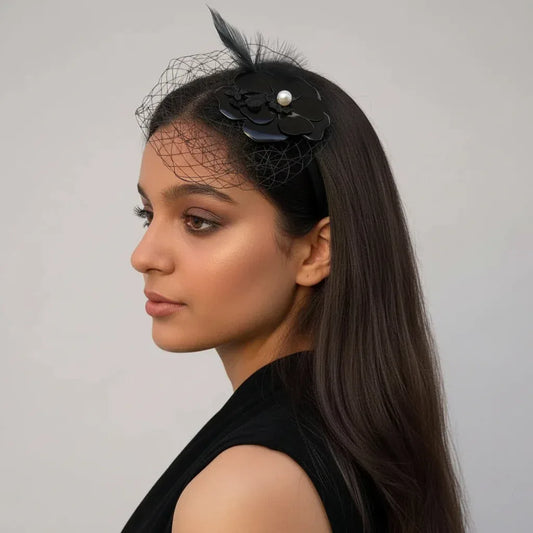 Black Minimal Luxe Birdcage Veil