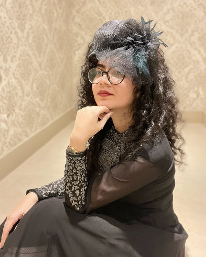 QUEEN OF THE NIGHT Black Fascinator Hat