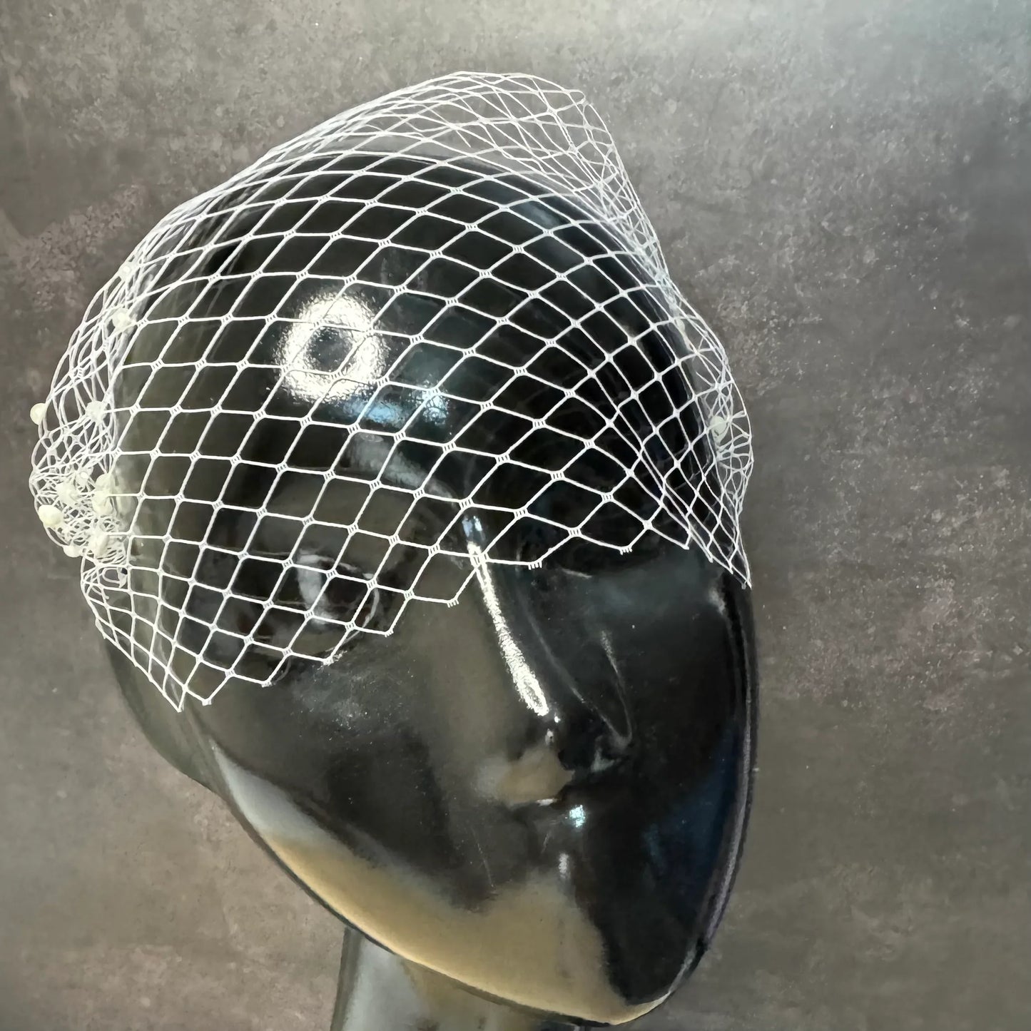 Pearl Net White Veil – Vintage Glam Hair Accessory