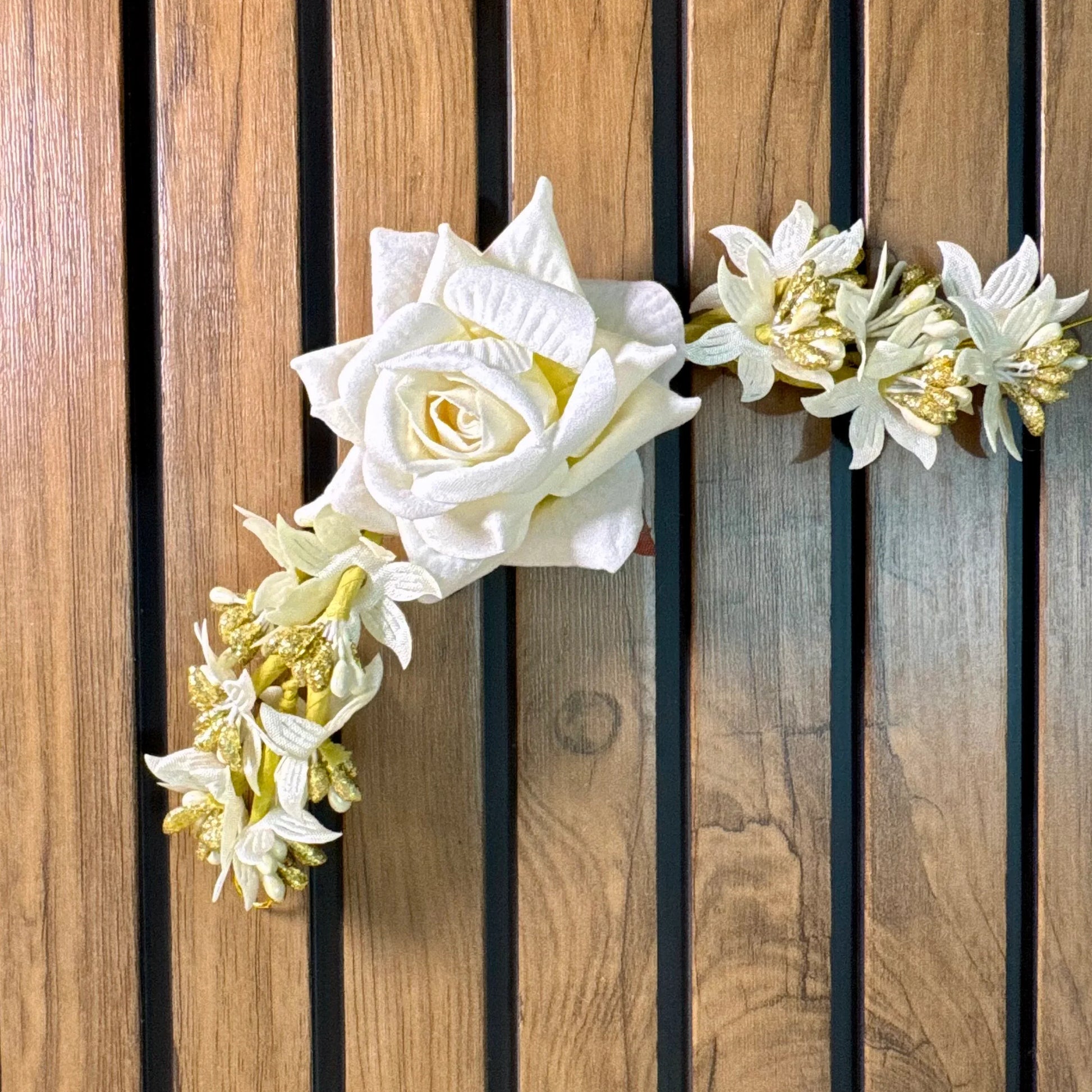 Rose Blossom Gajra with Ivory White Rose
