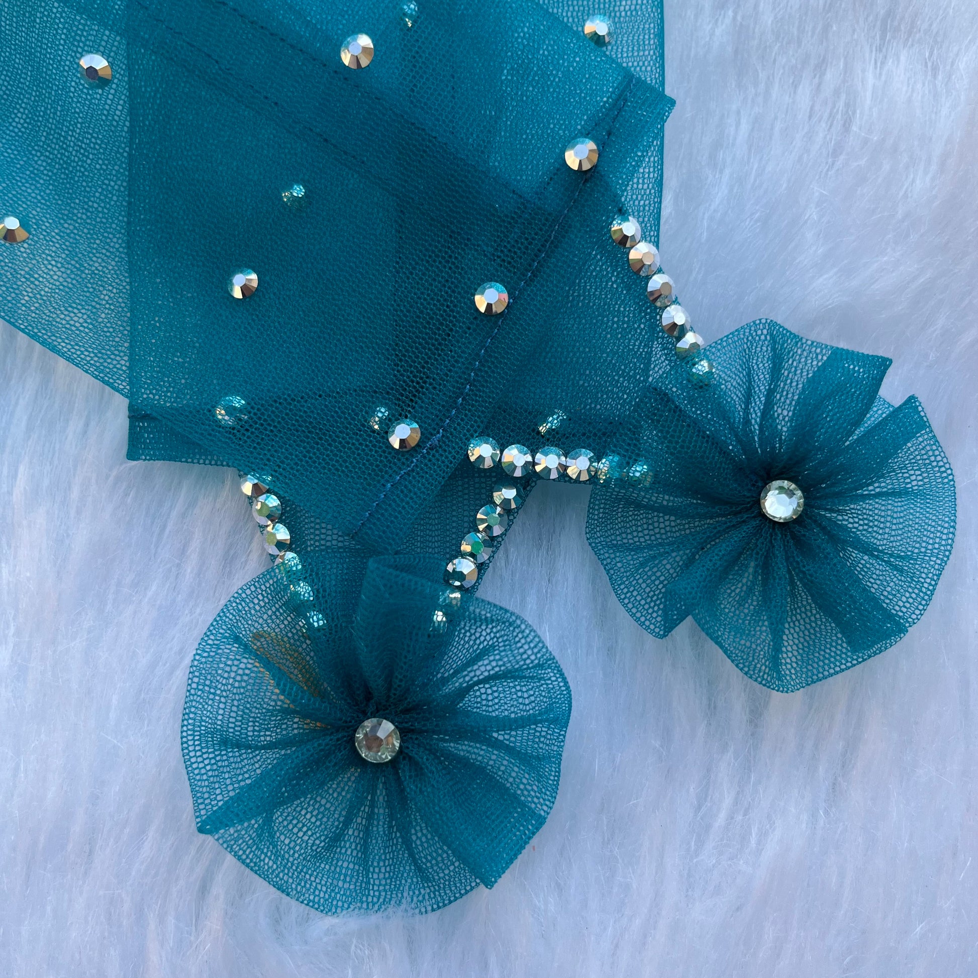 Teal Net Fingerless Princess Gloves