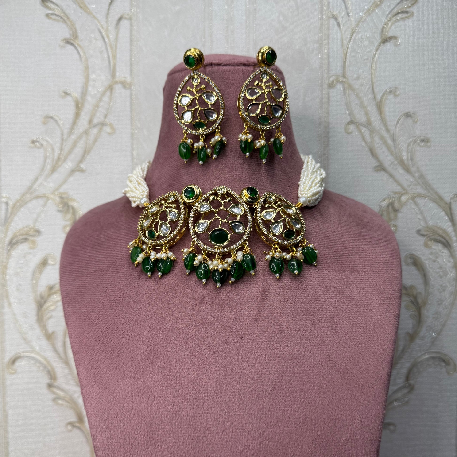 Pearl Beaded Green Choker Necklace & Earrings Set