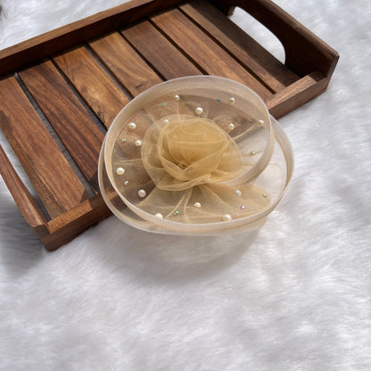BEIGE BEAUTY Fascinator Headpiece