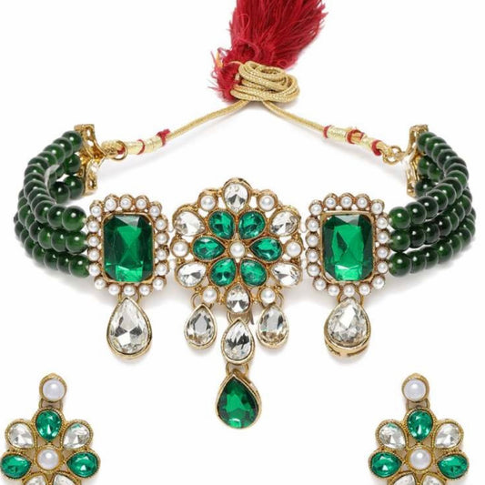 Royal Emerald Green Kundan & Pearl Choker Necklace Set