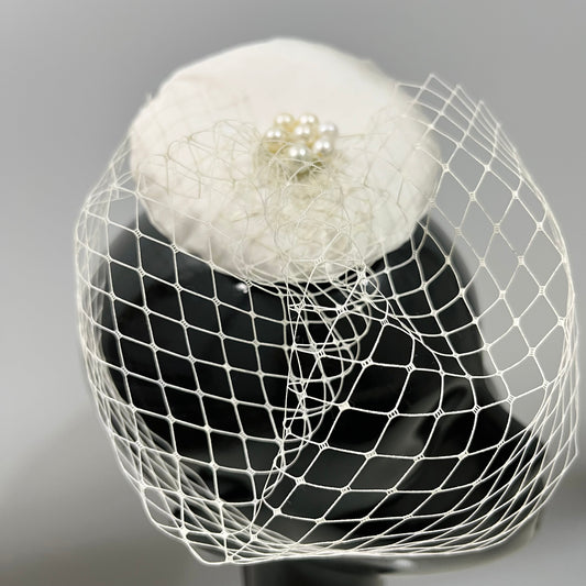 White Pearls Short Birdcage Veil | Bridal Chic Veil 