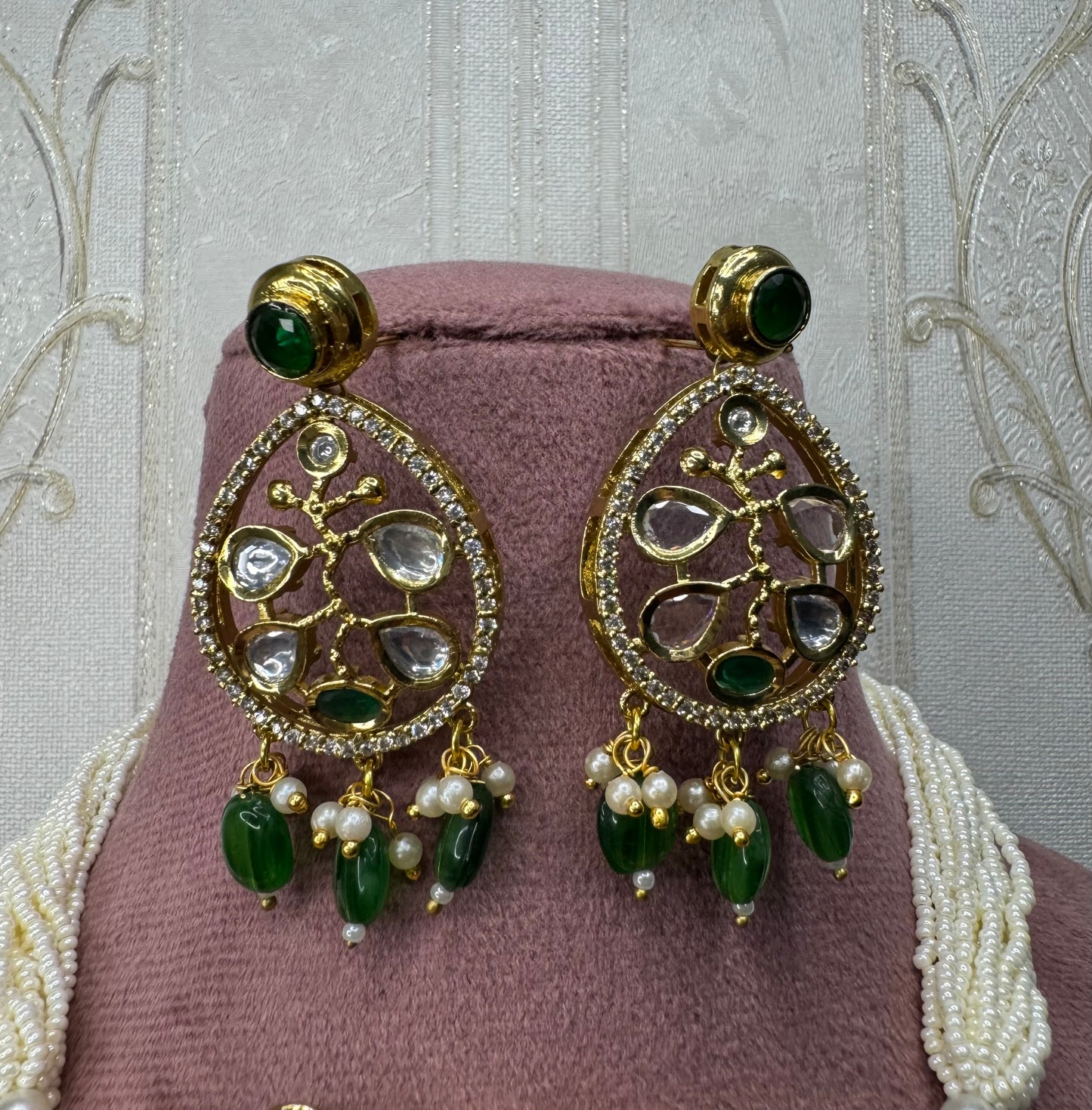 Pearl Beaded Green Choker Necklace & Earrings Set