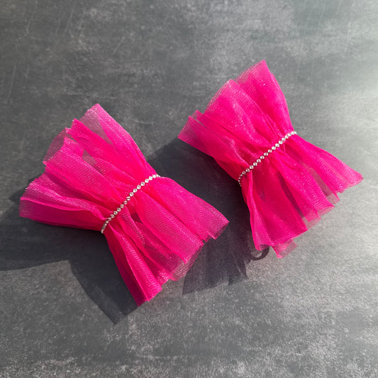 Ruffled Charm Tulle Pink Cuff Gloves