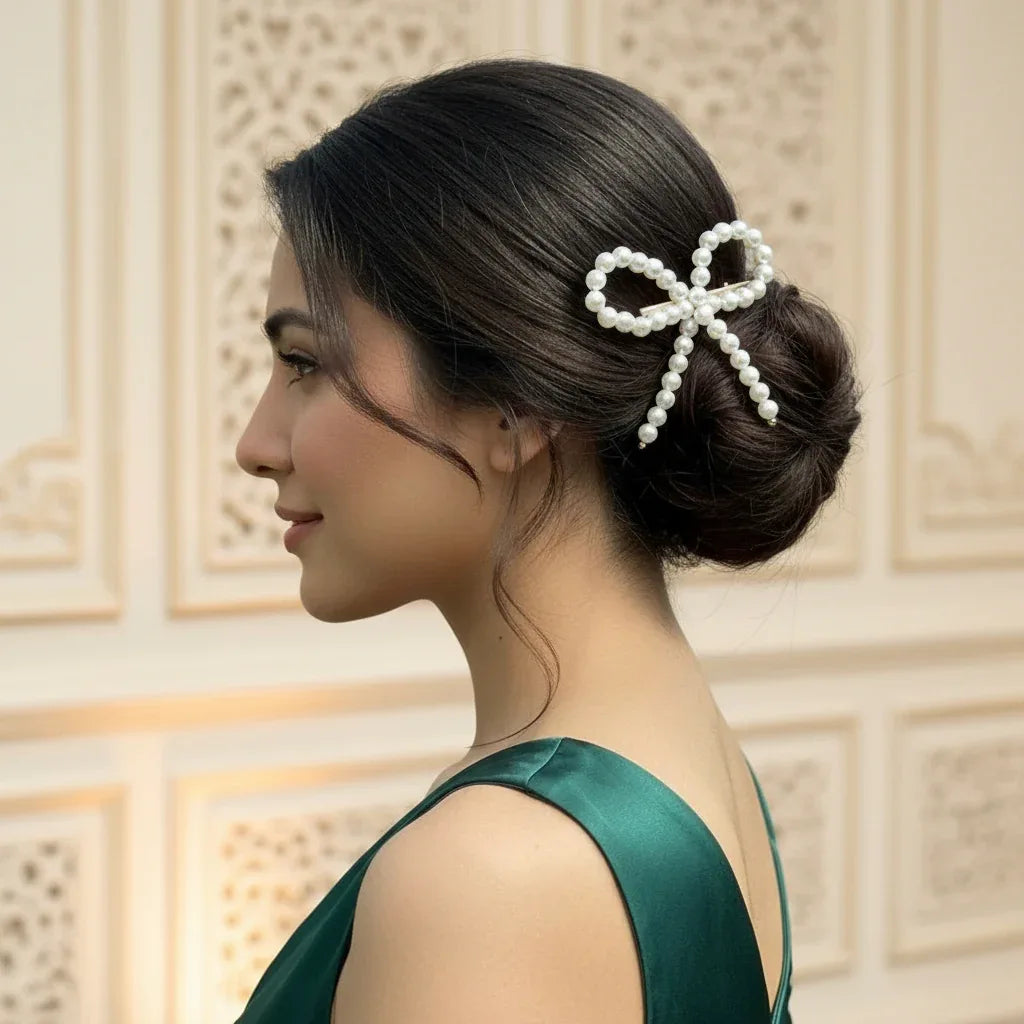 Elegant Pearl Bow Hair Clip