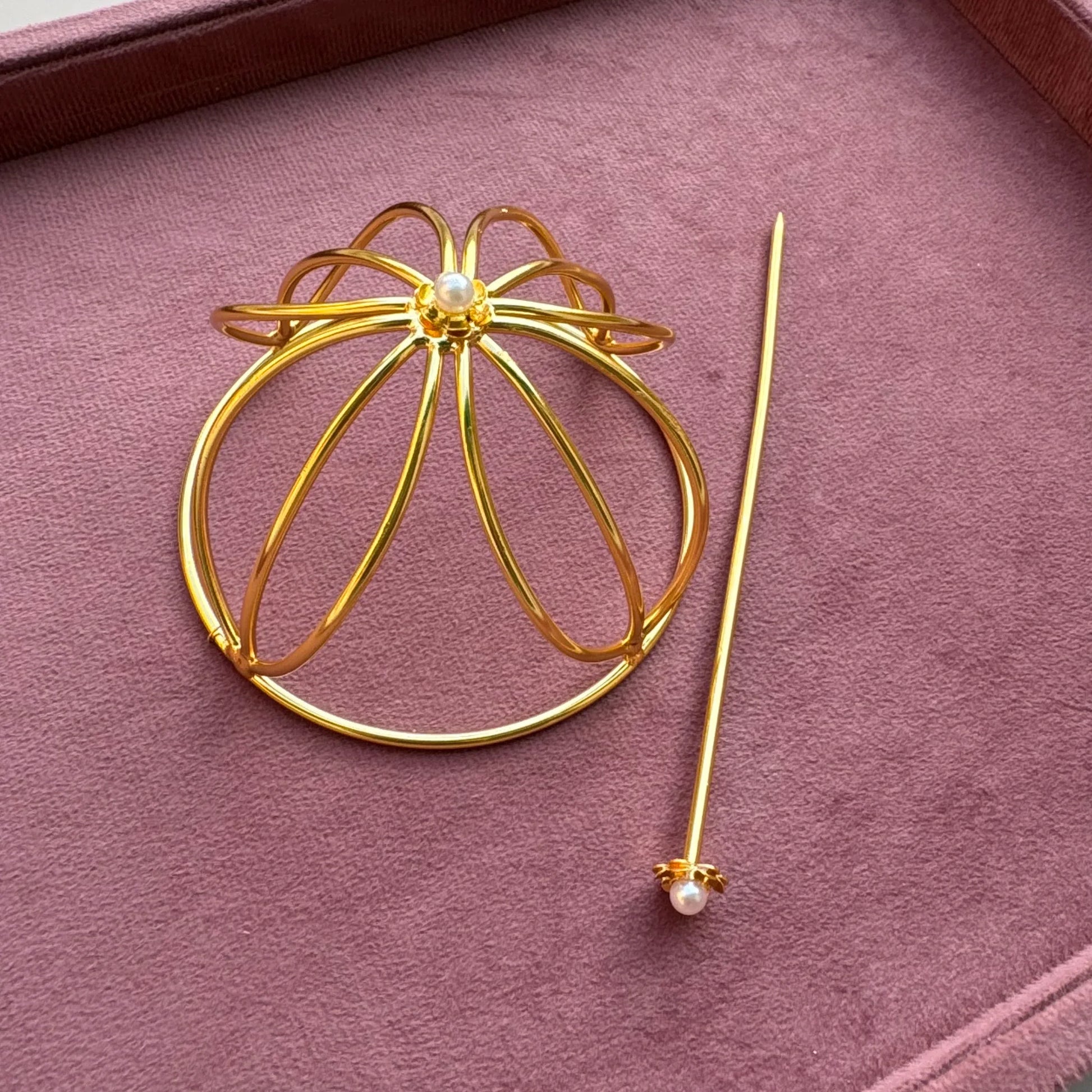 Petals Brass Bridal Bun Cage