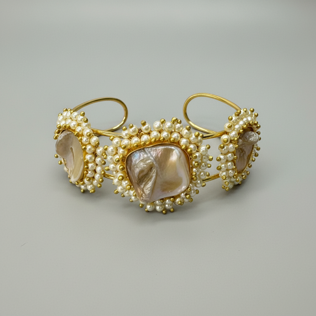 Mother of Pearls Bracelet