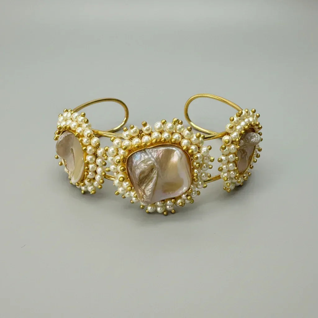 Mother of Pearls Bracelet