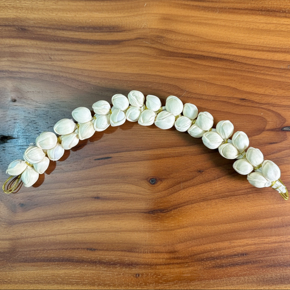 Classic White Reusable Gajra