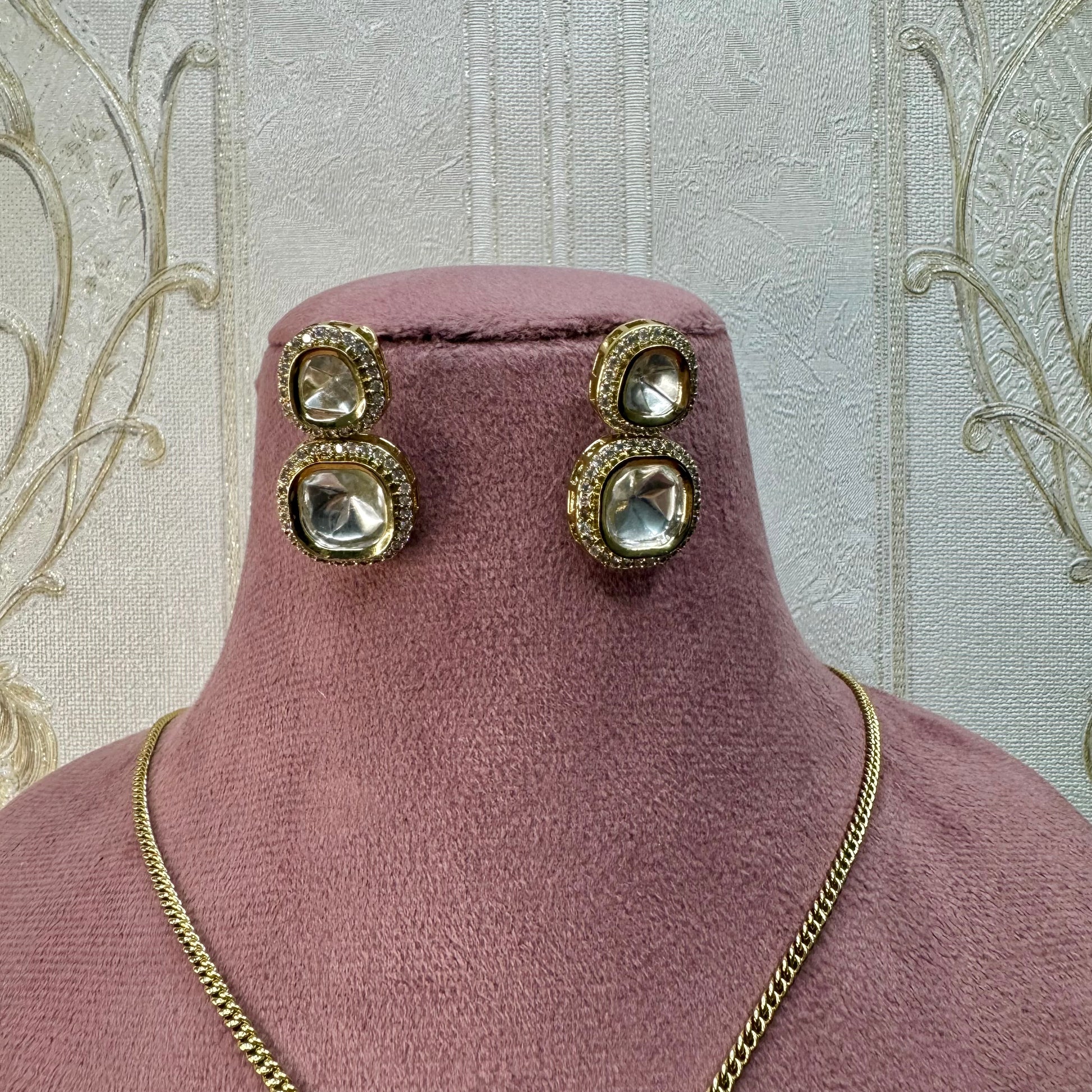Regal Ruby & Kundan Pendant Necklace & Earrings Set