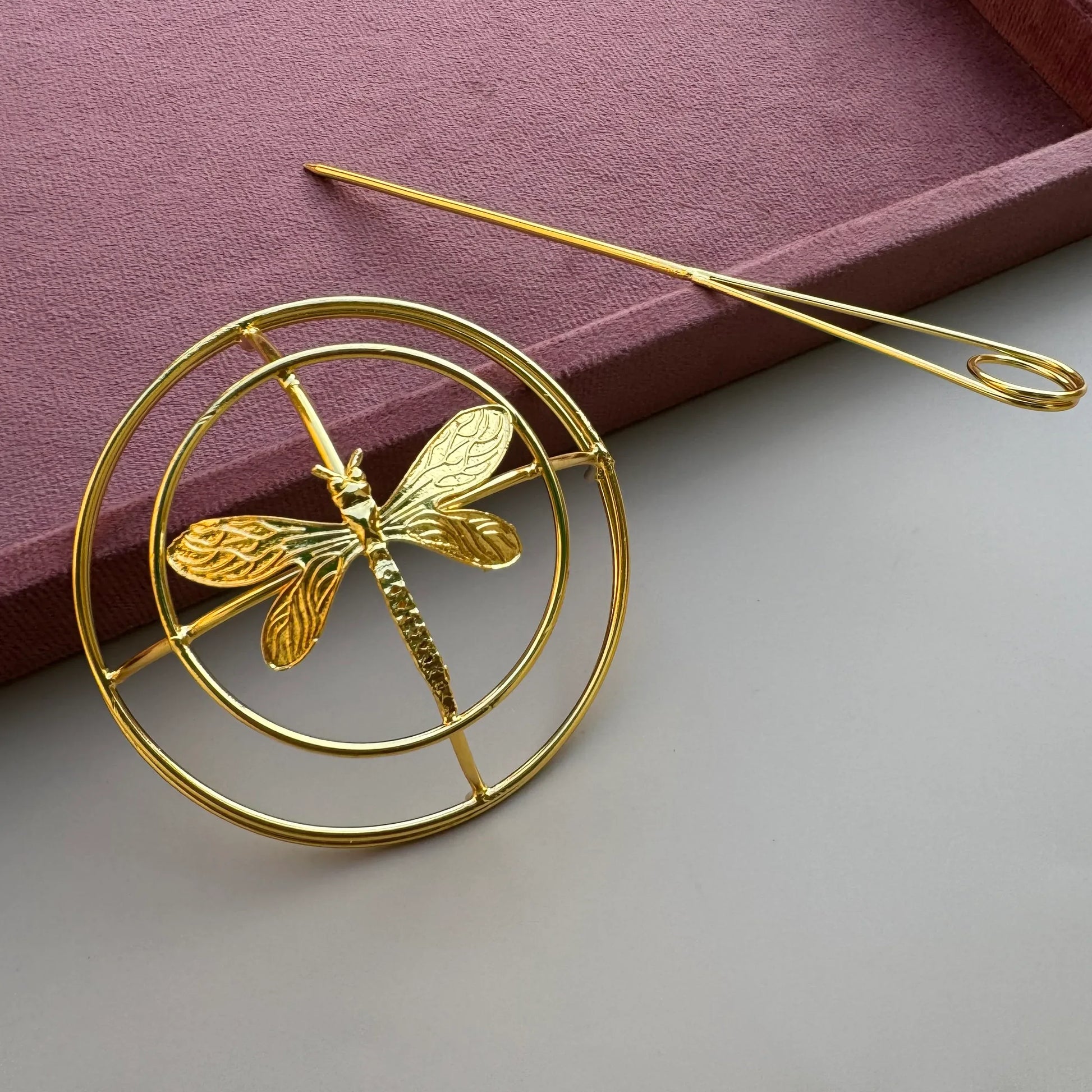 Dragonfly Brass Bun Cage
