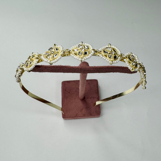 Pearl & Kundan Diamond Motif Hairband – Wedding Statement Accessory