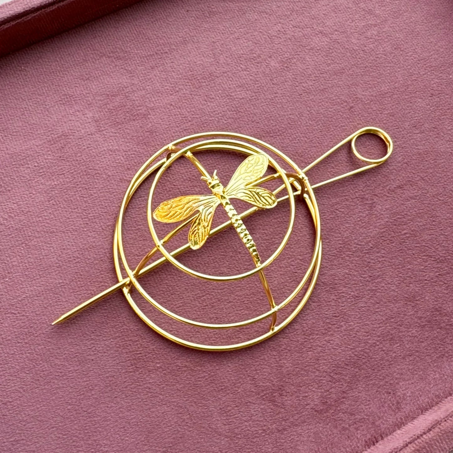Dragonfly Brass Bun Cage