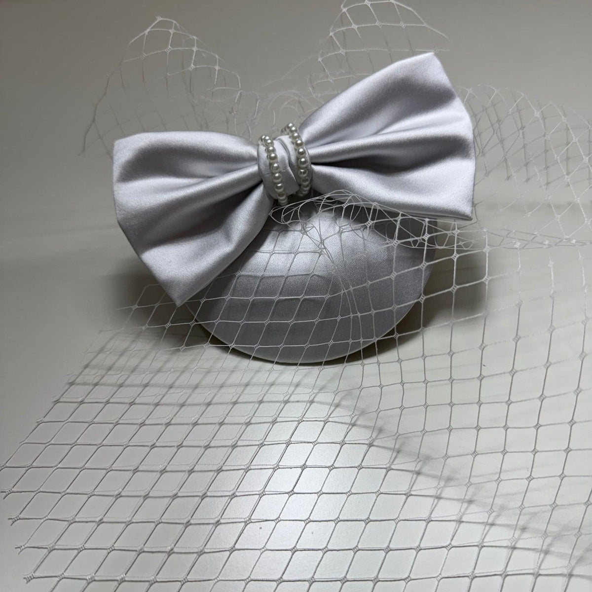 Celeste Bow Birdcage Veil Fascinator