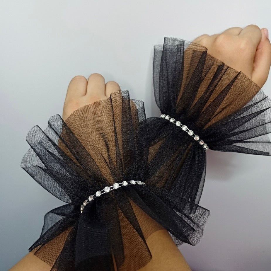 Ruffled Charm Tulle Black Cuff Gloves