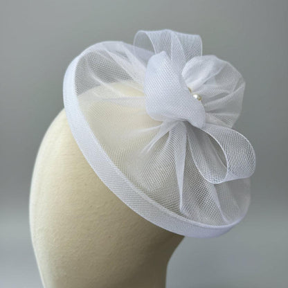 ELARIA Vintage White Fascinator
