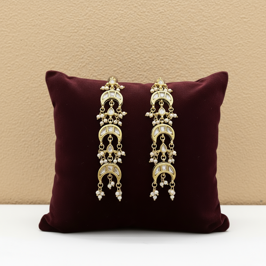 Kundan Chaand Earrings with Pearl Drops