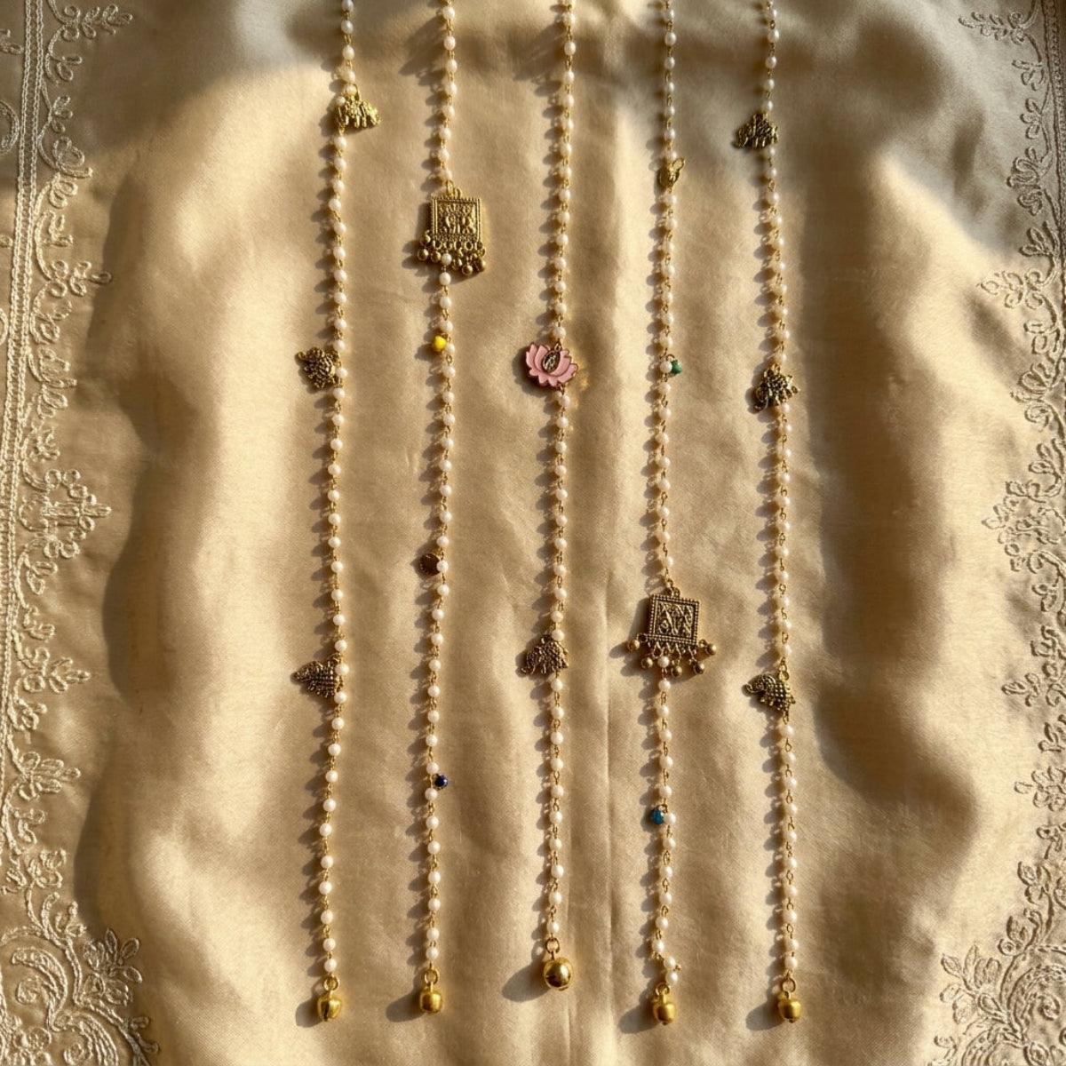 Maharani Pearl Charm Hair Chain