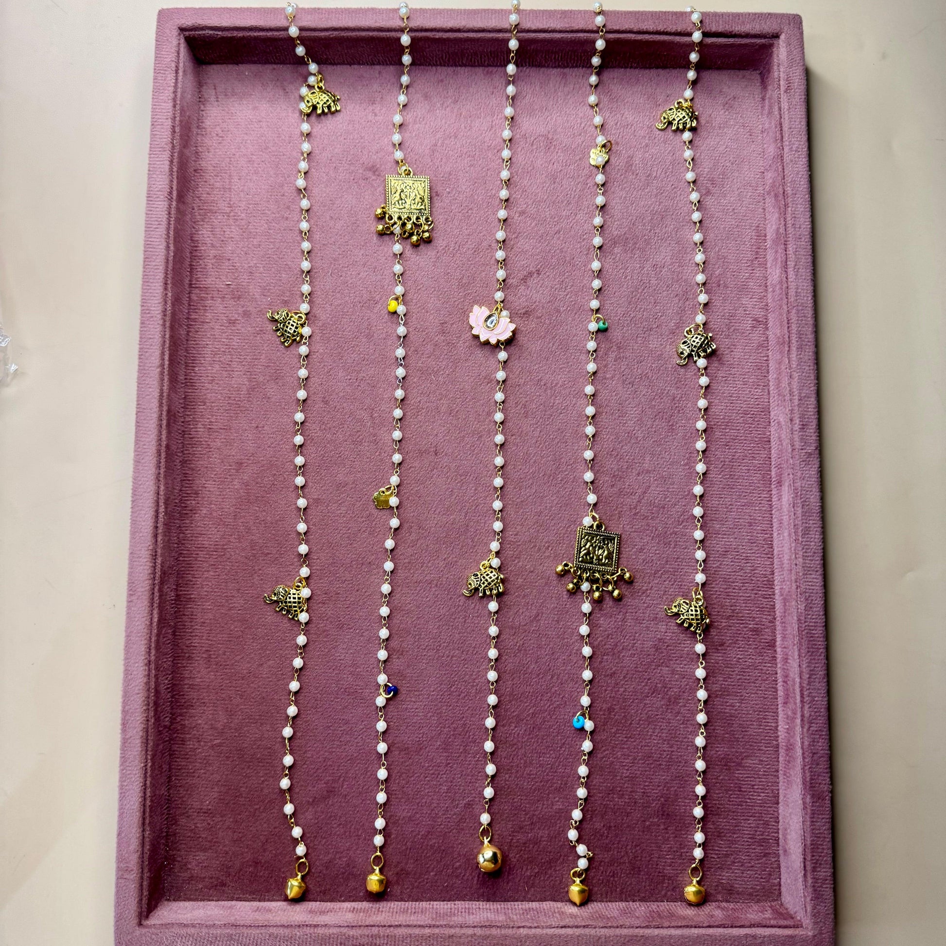 Maharani Pearl Charm Hair Chain