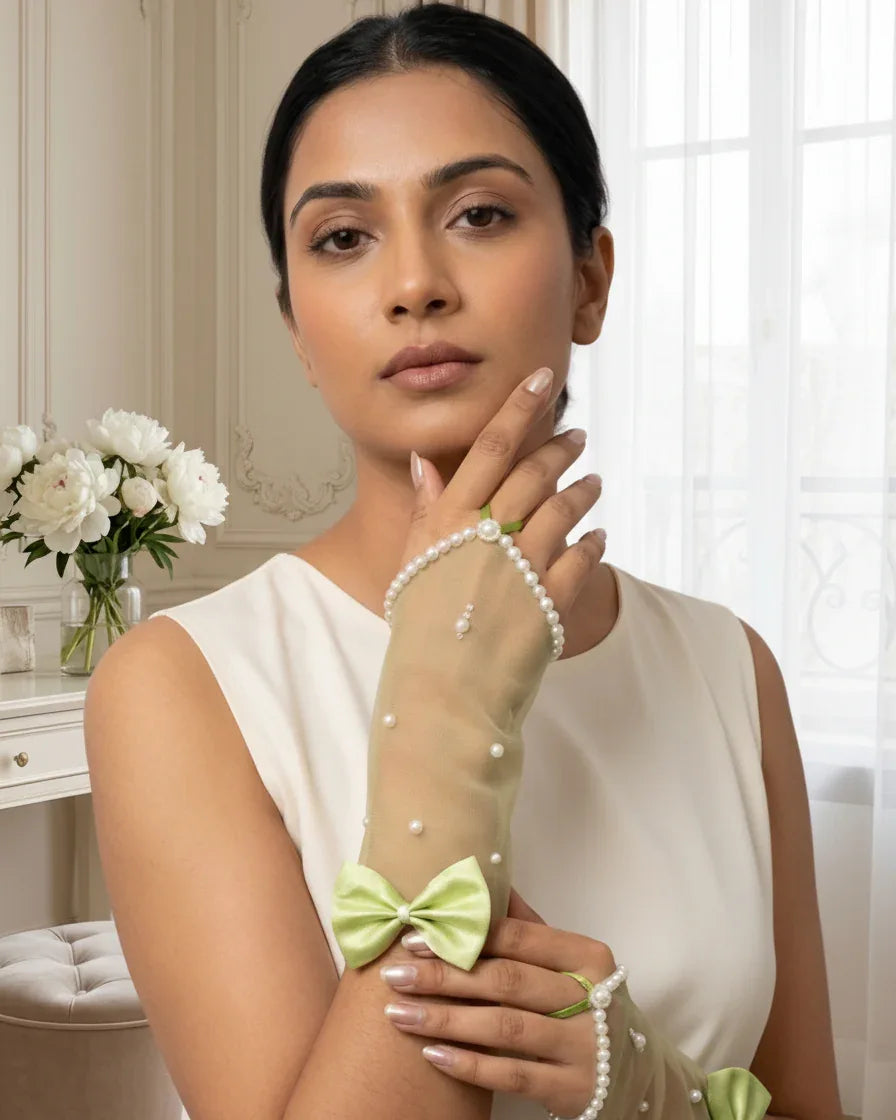 Pastel Green Embellished Wrist Gloves 