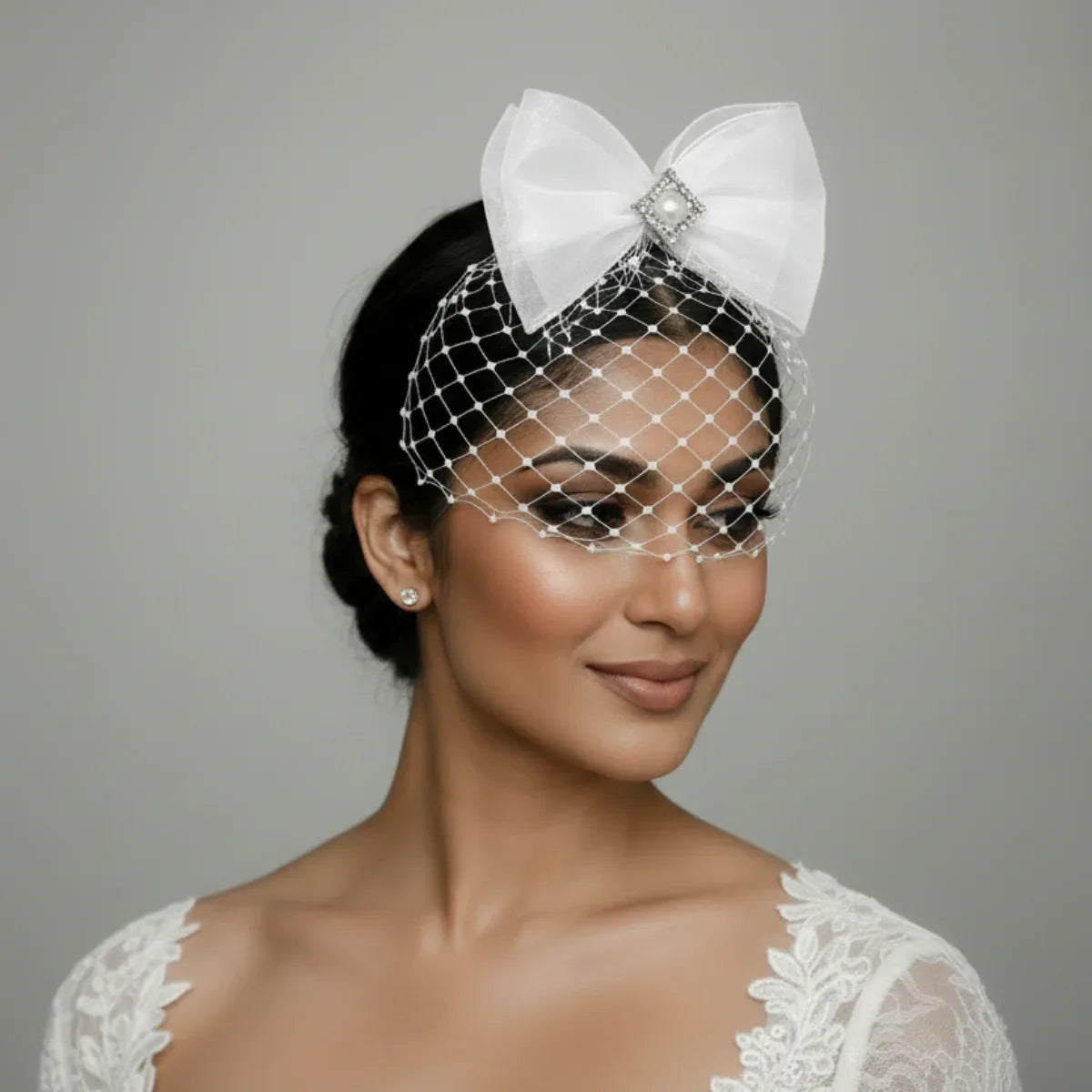 Pearline White Bow Birdcage Veil