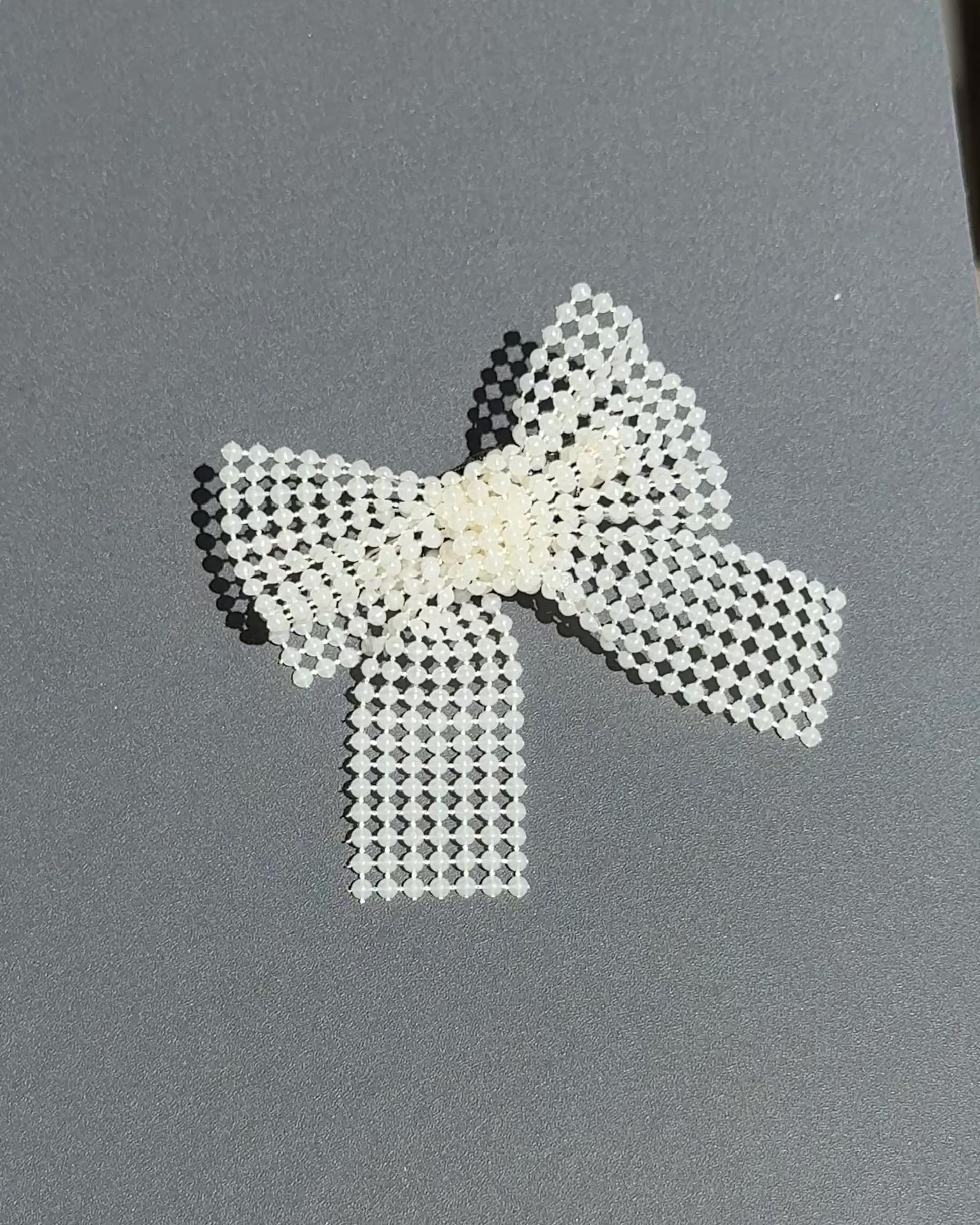 White Pearl Grid Bow Hair Clip