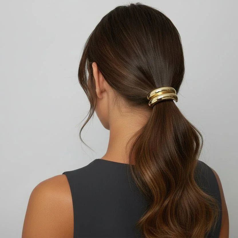 Set of 2 Hammered Halo Pony Cuffs - Golden