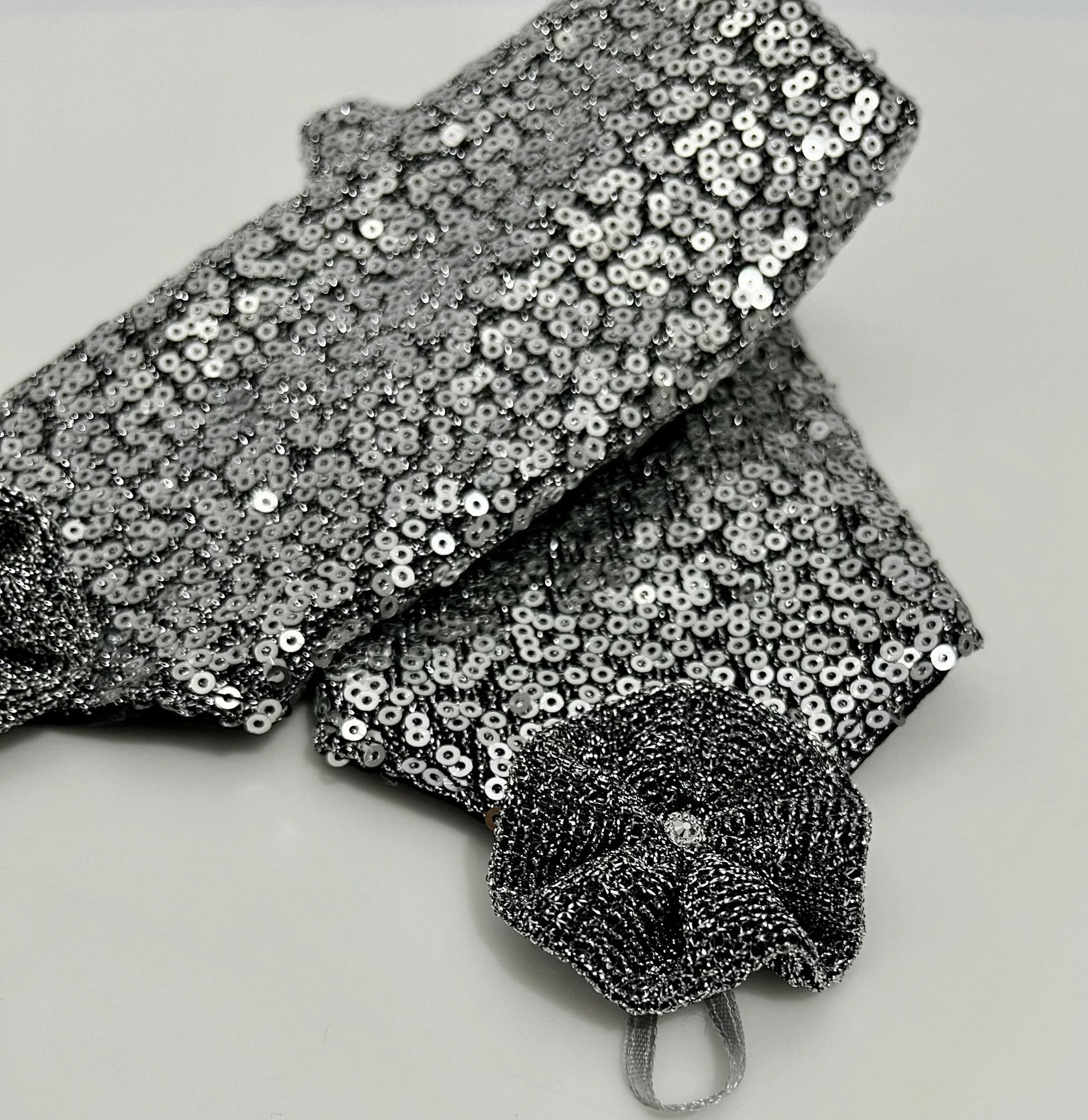 Silvery Elegance Cinderella Gloves 6 YEAR