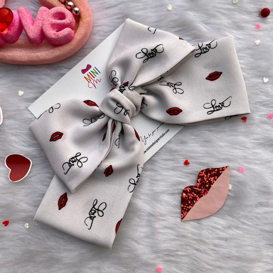 Blast of Love White Bow Hair Clip